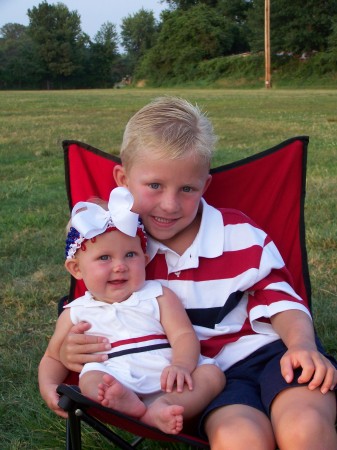 Colby & Ellison 4th of July 2007