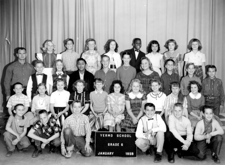 Sandie Hendley-Martin's album, YERMO SCHOOL CLASS PICS