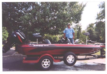 MY RANGER BASS BOAT AND ME CAPT RON