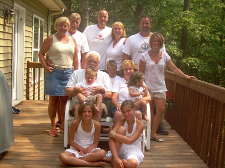 2007 Family Vacation Photo, Lake Lanier, Ga.