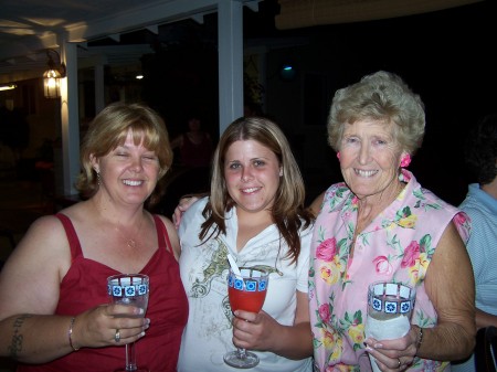 grandma,  Pattie, Megan.