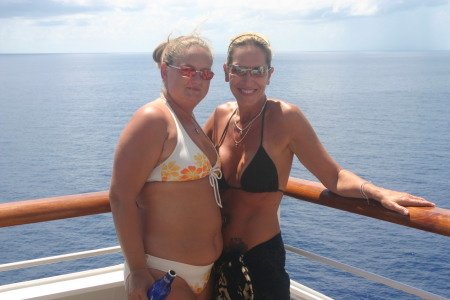 me & my friend Jami..just cruzin' the carribean!!!