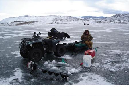 Flaming Gorge Ice Fishing Feb 2007