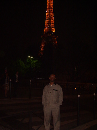 Dennis at the Effiel Tower