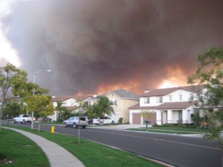 This is how close the fires were to my house last year....pretty scarrrry....