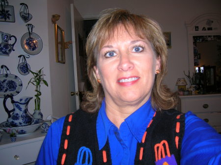 Debra Young's Classmates® Profile Photo