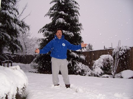 Snow, In California? Yes this is my back yard! 2006