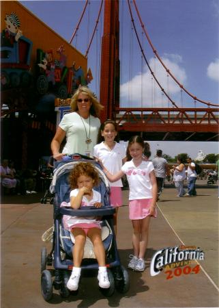 Me, Ashley, Britti and Cassi at Dland