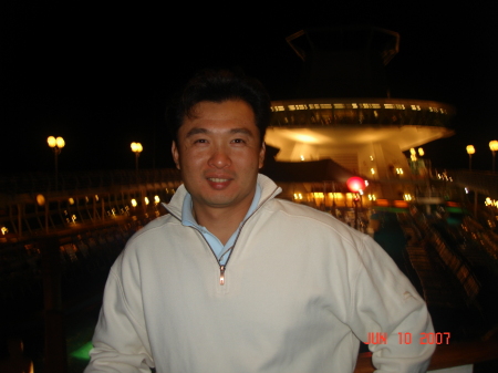 Dave Huang's Classmates® Profile Photo