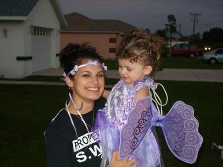 Kaitlin & Alayna - Halloween 2007