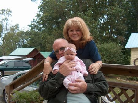 Jasper, Linda and Grandbaby