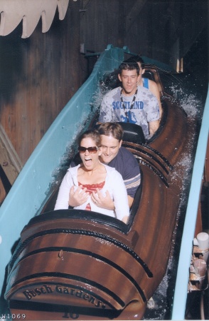 Fun on the log ride in Williamsburg