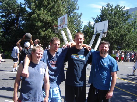 2007 Hoopfest 3-on-3 basketball team.