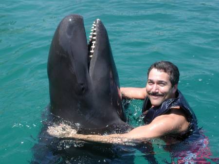 Chuck & Pounder (false killer whale). Awesome pet!!