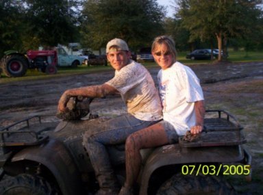 BROOKE AND DWAYNE MUDDIN'