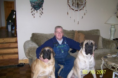 Tater, Steve and Dino watching TV