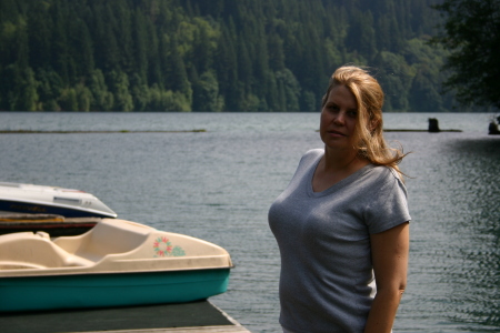 Honeymooning by the lake - Washington State