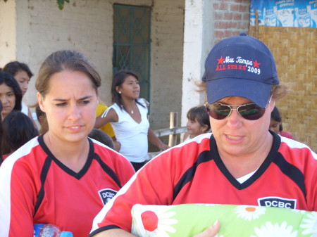 Kelsey and Tori in Piura, Peru