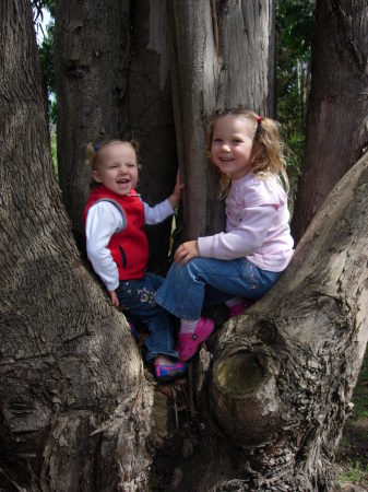 Ella & Maiah:  June 2007