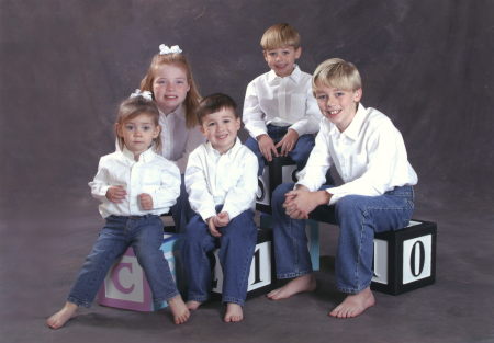 Trace and Syd with niece and nephews 2005