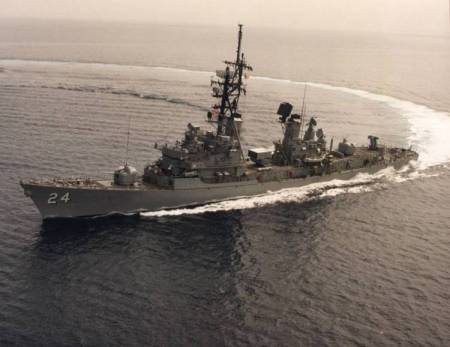 USS Waddell DDG-24