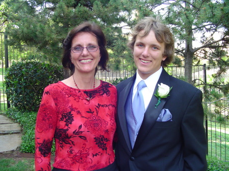 2007 Wife Vieau and Son Stanley age 16 -His 1st prom