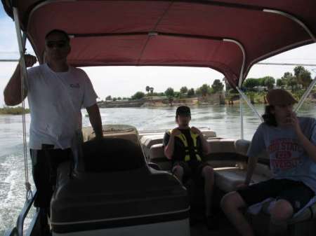 enjoying life on the Colorado River