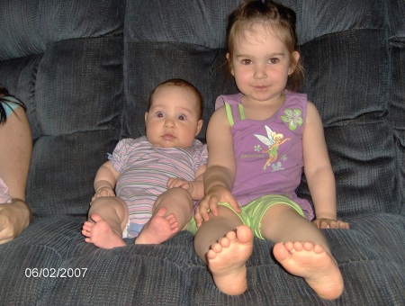 Aline with her sister Emilie