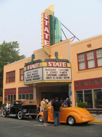 Cruise Night State Theater Marquee Celebration