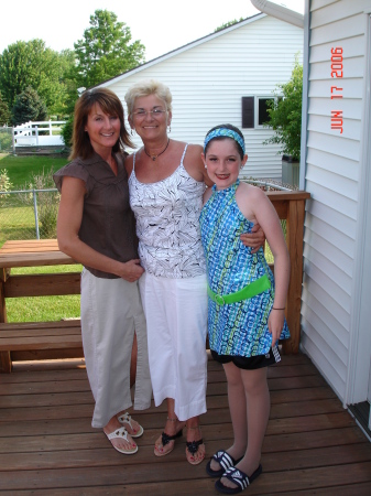 Robin, Mother-in-Law (Jo) and Cassidy