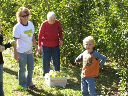 Kory, mom, and grandma