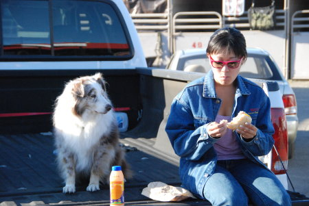 Steph & Rosie - Oregon show 2009