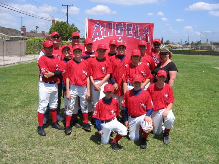 Coach Burt & Angels 2006