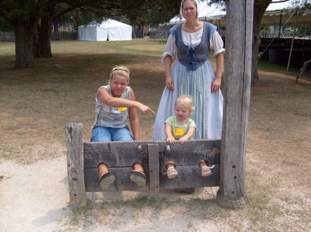 savannah , robyn ,& brayden