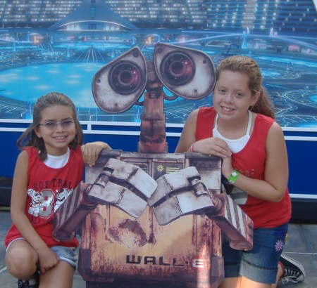 Mackenzie, Wall-E and Marissa 2008