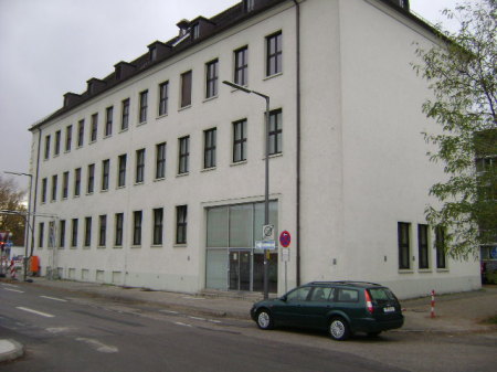 UM-Munich McGraw Kaserne-Laundromat