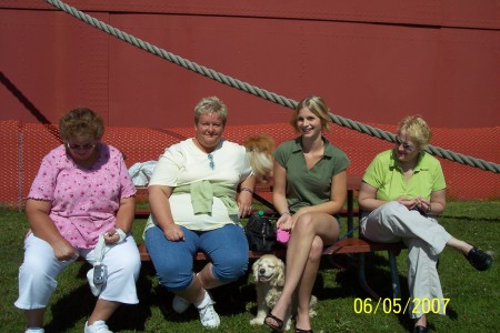 mom, sister, niece and me