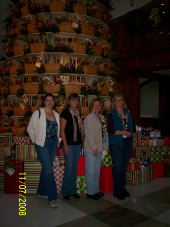 Me with friends at Longaberger Nov. 2008