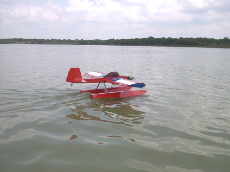 RC Flying on the lake