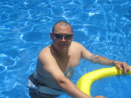 Carlos chillin' at the pool