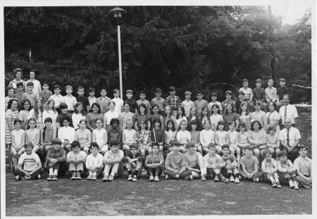 Bedford Hills Elementary School 5th Grade Picture - June 1970