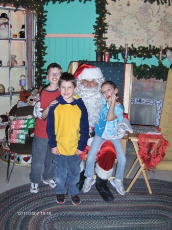 Kids visiting Santa 2007