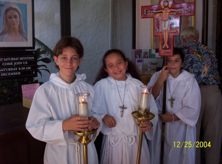 Adam, Leilani & Samantha *Alter servers at St. Michaels