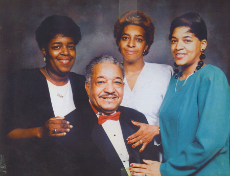 Dad,Sheila,Jarnice & Tracy