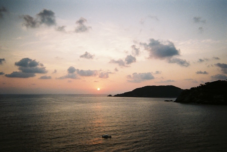 SUNSET IN ACAPULCO