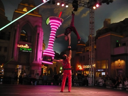 Russian acrobats in Planet Holliwood