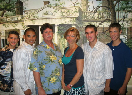 Hawaii Cruise 2007, Family Chris, DJ, Me, Stacey (Wife), Tyler, and Trevor