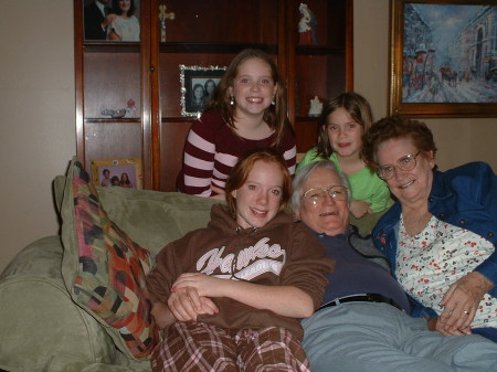 Cammie, Savannah and Rose with my parents - 2007