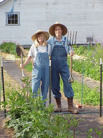 Laurel and Glen on the Farm