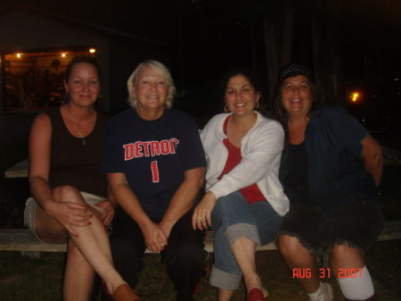 Mom and the Girls Labor Day 07'